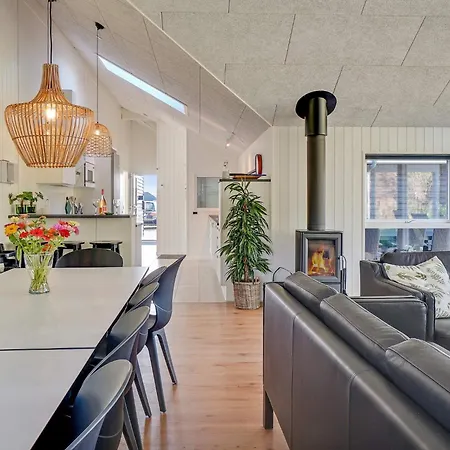 5 Star Holiday Home In Vejby *