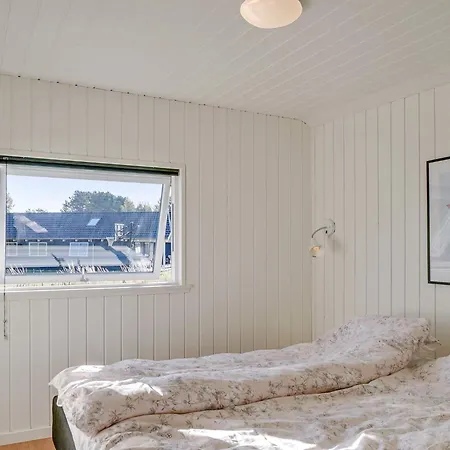 14 Person In Semesterbostad *