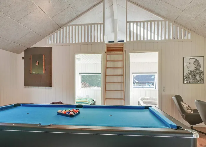 بيت للعطل 14 Person In