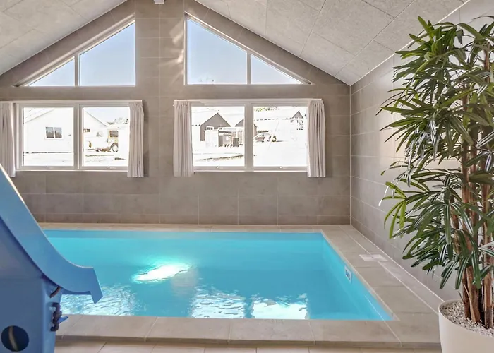 بيت للعطل 14 Person In